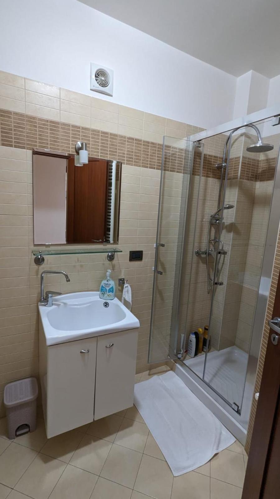 La Casa Dei Due Mari - Large Apartment With Parking ตารันโต ภายนอก รูปภาพ